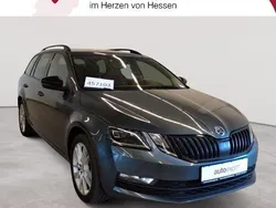 Quarzgrau metallic Gebraucht 2020 Skoda Octavia Style Kombi | 13.990 € (Superpreis)