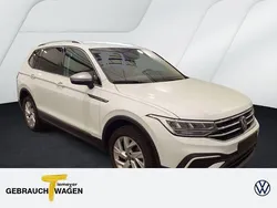 Weiß Gebraucht 2024 VW Tiguan Allspace Life SUV | 33.250 € (Guter Preis)