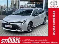 Silber Neu 2025 Toyota Corolla Kombi | 32.880 € (Guter Preis)