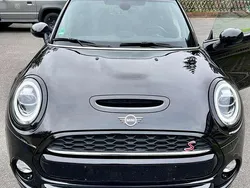 Schwarz Gebraucht 2018 Mini Cooper S Seven Kleinwagen | 19.990 € (Fairer Preis)