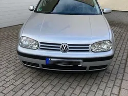 Silber Gebraucht 2003 VW Golf IV Basis Limousine | 950 € (Guter Preis)