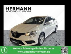 Arktisweiß (weiß) Gebraucht 2019 Renault Mégane GrandTour Life Kombi | 10.411 € (Guter Preis)