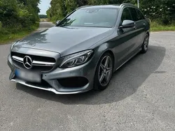 Grau Gebraucht 2017 Mercedes C300 AMG line Kombi | 24.900 € (Fairer Preis)