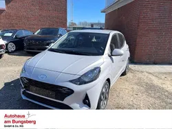 Grau Neu 2025 Hyundai i10 Trend Kleinwagen | 18.490 € (Etwas zu teuer)