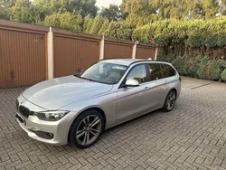 Silber Gebraucht 2017 BMW 318 Performance Kombi | 12.999 € (Superpreis)