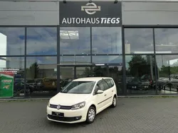 Beige Gebraucht 2014 VW Touran Van / Kleinbus | 4.790 € (Guter Preis)