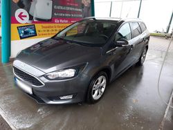 Grau Gebraucht 2016 Ford Focus Trend Kombi | 6.990 € (Fairer Preis)