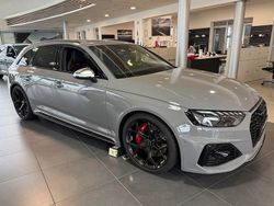 Grau Neu 2025 Audi RS4 Sport Kombi | 92.490 € (Fairer Preis)