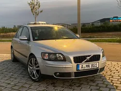 Grau Gebraucht 2004 Volvo S40 Limousine | 3.500 € (Etwas zu teuer)