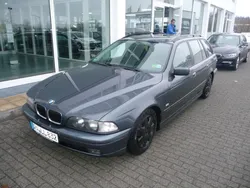 Grau metallic Gebraucht 2000 BMW 520 Kombi | 4.550 € (Teuer)
