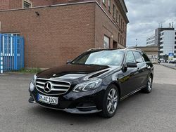 Schwarz Gebraucht 2014 Mercedes E350 Avantgarde Kombi | 10.490 € (Fairer Preis)