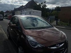 Braun Gebraucht 2013 Hyundai ix20 Kleinwagen | 8.700 € (Guter Preis)