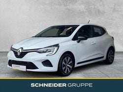 Weiß Gebraucht 2023 Renault Clio V Equilibre Kleinwagen | 16.890 € (Guter Preis)