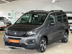 Grau Gebraucht 2020 Peugeot Rifter Allure GT-Line Van / Kleinbus | 24.190 € (Fairer Preis)