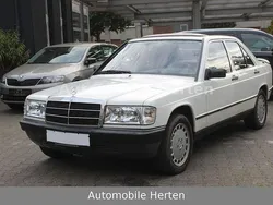 Weiß Gebraucht 1983 Mercedes 190 Limousine | 5.880 €