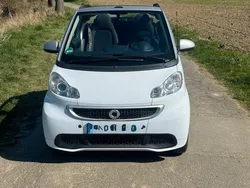 Weiß Gebraucht 2013 Smart ForTwo Cabrio Pure Cabrio | 4.950 € (Fairer Preis)
