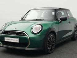 Grün Gebraucht 2024 Mini Cooper Favoured Kleinwagen | 26.017 € (Guter Preis)