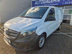 Weiß Gebraucht 2018 Mercedes Vito Limousine | 13.850 € (Guter Preis)