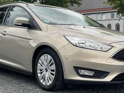 Grau Gebraucht 2015 Ford Focus Business Edition Kombi | 4.900 € (Guter Preis)