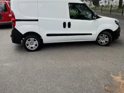 Weiß Gebraucht 2020 Fiat Doblò Lounge Van / Kleinbus | 9.500 € (Fairer Preis)