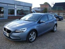 Liquid blue Gebraucht 2016 Volvo V40 Kinetic Kombi | 7.950 € (Guter Preis)