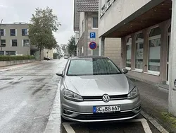 Grau Gebraucht 2018 VW Golf VII Join Limousine | 15.000 € (Etwas zu teuer)