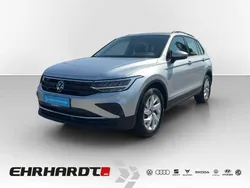 Silber Gebraucht 2023 VW Tiguan Life SUV | 26.280 € (Superpreis)