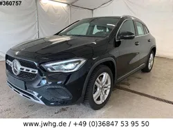 Schwarz Gebraucht 2020 Mercedes GLA250 SUV | 29.950 € (Guter Preis)