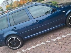 Blau Gebraucht 2006 VW Golf V Kombi | 1.200 € (Guter Preis)
