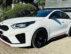 Weiß Gebraucht 2020 Kia ProCeed Kleinwagen | 21.200 € (Guter Preis)