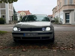 Silber Gebraucht 1998 VW Golf IV Limousine | 2.200 € (Etwas zu teuer)
