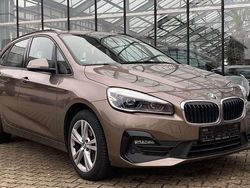 Jucarobeige metallic Gebraucht 2019 BMW 218 Van / Kleinbus | 16.280 € (Fairer Preis)