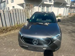 Grau Gebraucht 2021 Mercedes EQA250 Progressive SUV | 26.900 € (Guter Preis)