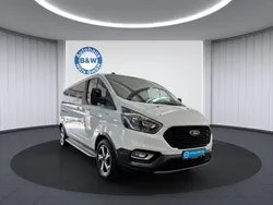 Frostweiß Gebraucht 2022 Ford Tourneo Custom Van / Kleinbus | 44.899 € (Etwas zu teuer)