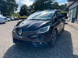 Violet Gebraucht 2018 Renault Scénic IV Initiale Paris Van / Kleinbus | 12.490 € (Guter Preis)