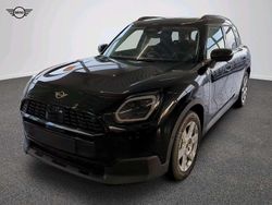 Schwarz Gebraucht 2024 Mini Countryman Classic SUV | 38.145 € (Fairer Preis)