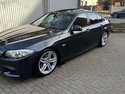 Grau Gebraucht 2010 BMW 523 Sport Line Limousine | 18.500 €