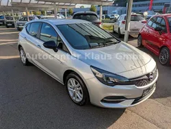 Silber Gebraucht 2022 Opel Astra Edition Limousine | 15.880 € (Guter Preis)