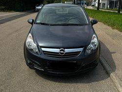 Blau Gebraucht 2010 Opel Corsa Kleinwagen | 2.000 € (Fairer Preis)