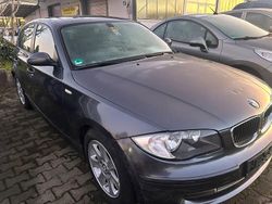 Grau Gebraucht 2007 BMW 120 Kleinwagen | 1.350 € (Superpreis)