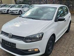 Weiß Gebraucht 2016 VW Polo Trendline Limousine | 5.990 € (Guter Preis)