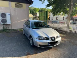 Grau Gebraucht 2005 Seat Cordoba Limousine | 1.150 €