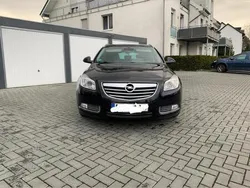 Schwarz Gebraucht 2011 Opel Insignia Kombi | 4.000 € (Fairer Preis)