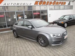 Grau Gebraucht 2014 Audi A3 Sportback Attraction Limousine | 9.600 € (Fairer Preis)