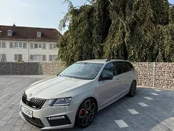 Grau Gebraucht 2018 Skoda Octavia RS Kombi | 19.950 € (Fairer Preis)
