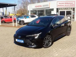 Mysticschwarz mica Neu 2025 Toyota Corolla Kombi | 35.950 €