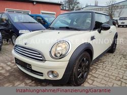 Weiß Gebraucht 2009 Mini Cooper Kleinwagen | 3.999 € (Fairer Preis)