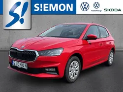 Rot Neu 2025 Skoda Fabia Essence Limousine | 16.930 € (Guter Preis)