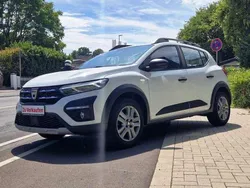 Weiß Gebraucht 2022 Dacia Sandero Essentiel Kleinwagen | 12.950 € (Fairer Preis)