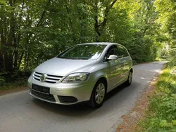 Silber Gebraucht 2005 VW Golf Plus Cross Sportline Van / Kleinbus | 2.299 € (Fairer Preis)